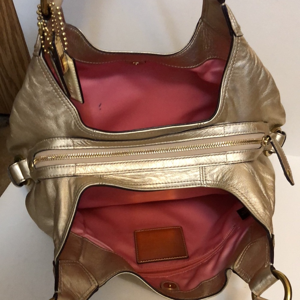 Coach gold patent leather satchel shoulder hand bag N A1082-14336 - Picture 12 of 16